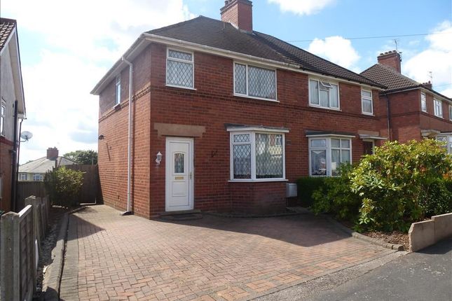 Thumbnail Semi-detached house to rent in The Oval, Smethwick