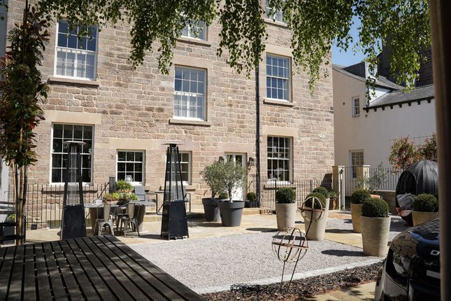Clement House, Regent Parade, Harrogate photo 4