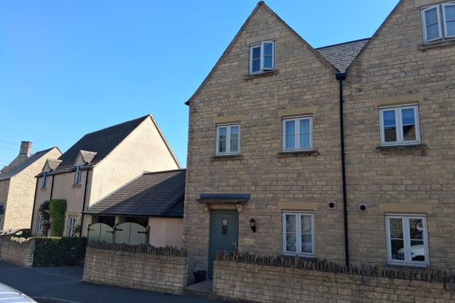 3-bed house on 7, Cirencester, £1,650/mo