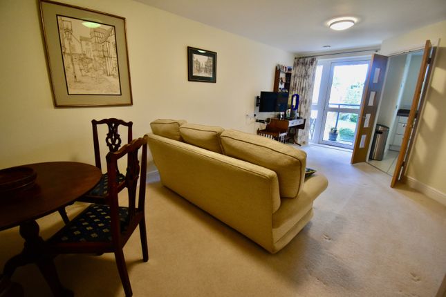 8, Wardington Court Welford Road, Northampton photo 4