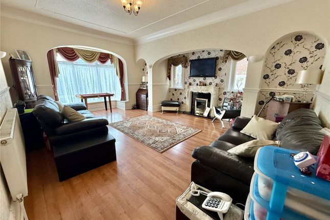 9, Cumberland Avenue, Lancashire photo 4