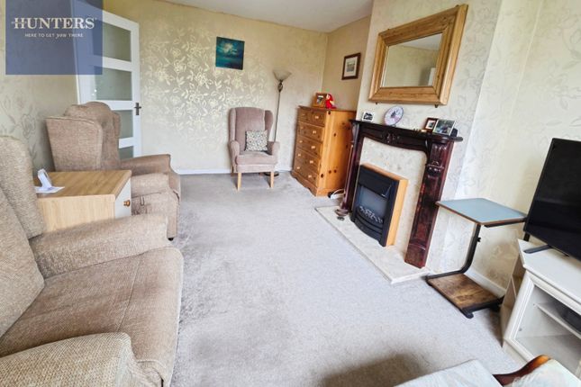 29, Caer Berllan, Pencoed photo 2