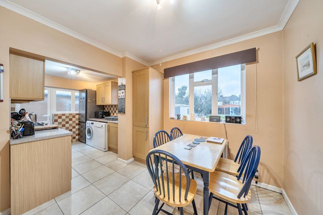 7, Elm Grove, Harrow photo 3