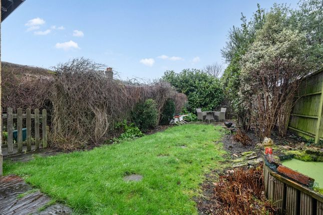 10, St. Marys Road, Weybridge photo 2