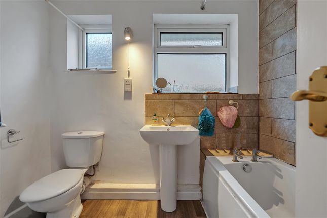 62, Leap Valley Crescent, Bristol photo 5