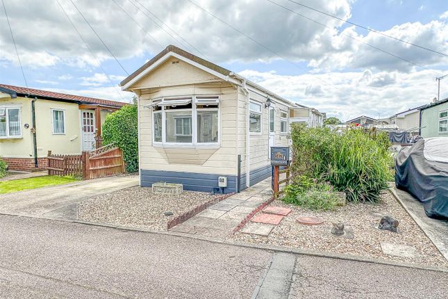 Thumbnail Mobile/park home for sale in Hockley Park, Lower Road, Hockley