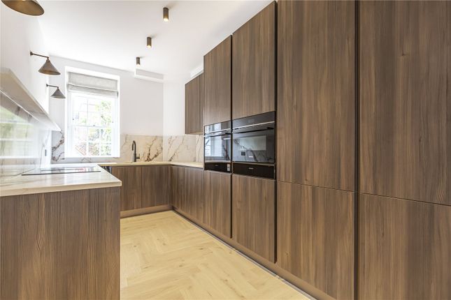 12, Hill Street, Surrey photo 4