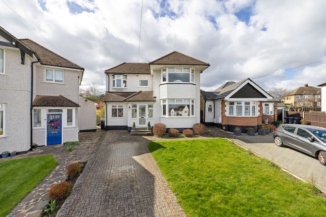 27, Addisons Close, Croydon photo 2