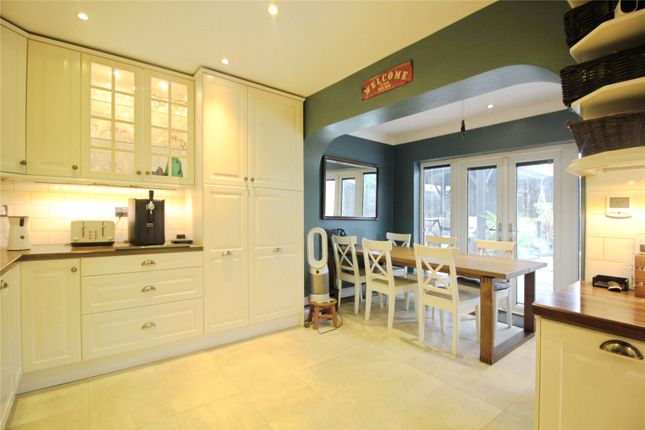 17, Laurel Drive, Reading photo 4