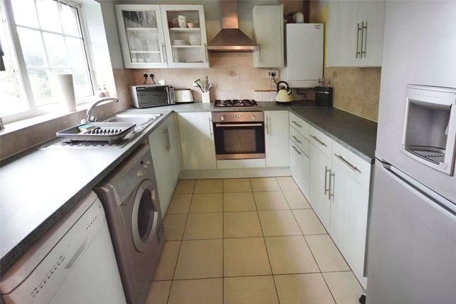 4, Stanley Court, Wolverhampton photo 4