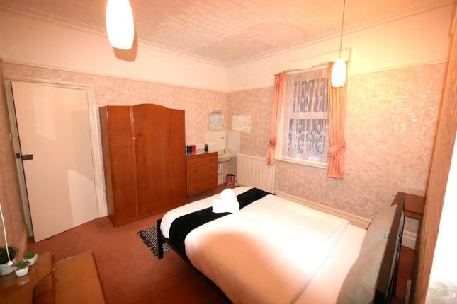Thumbnail Property to rent in Spencer Road, Bournemouth
