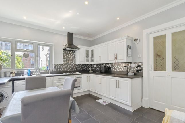 9, Evington Road, Leicester photo 4
