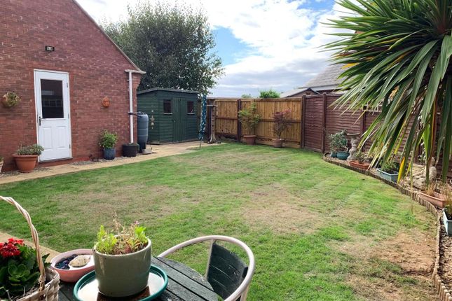 27, Cookson Close, Burnham-On-Sea photo 4