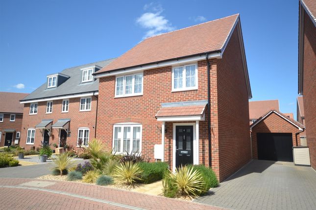 Thumbnail Detached house for sale in Squires Grove, Eastergate