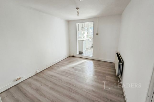 27, St. Osyth Road, Essex photo 4