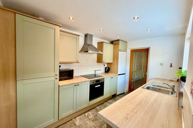 16, South View, Langley Park photo 2