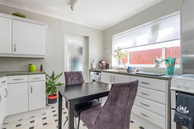 47, Queensway, Chorley photo 3