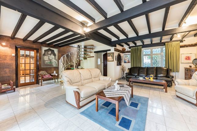 37, Glenburnie Road, London photo 3