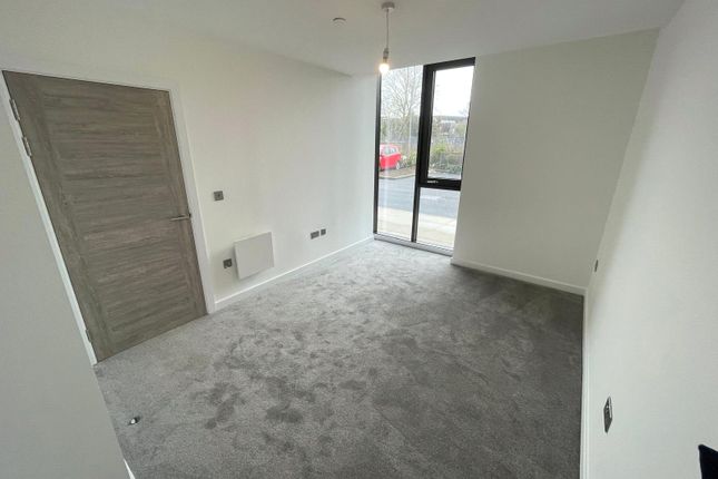 Flat 5, Caspian View,, Buckingham Road, Milton Keynes photo 3