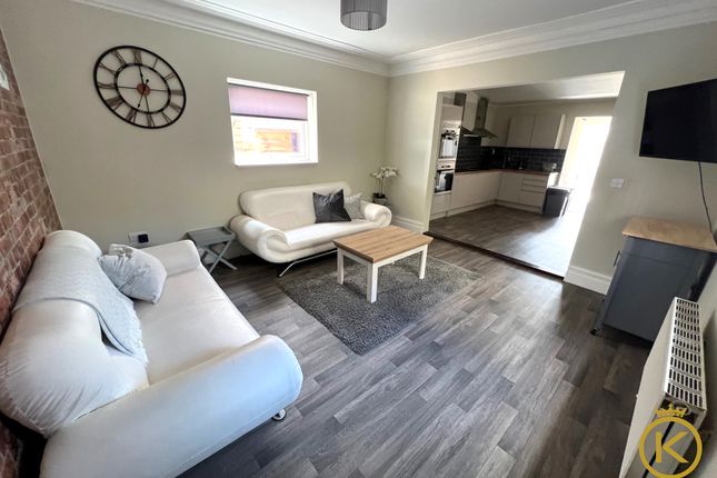 Room 7, 70, Queens Road, Portsmouth photo 5