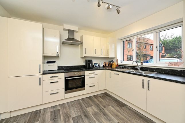 12, Old Mill Close, KING'S LYNN photo 3