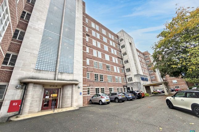1-bed flat on 39A, Moor Court, Westfield, Newcastle upon Tyne, £130,000