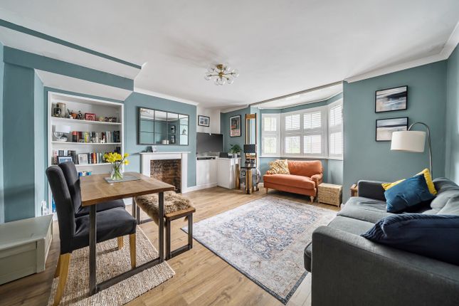 19a, Waverley Road photo 3