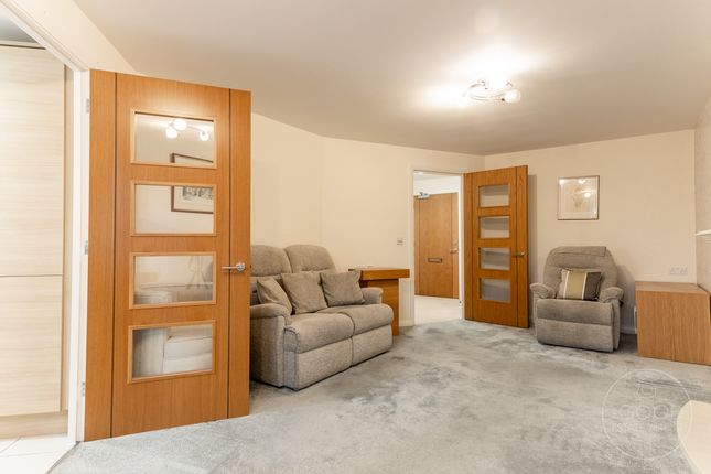 19, Hanna Court, Handforth photo 4