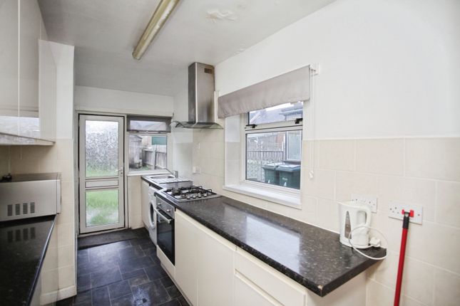 6, Caludon Park Avenue, Wyken, Coventry photo 3