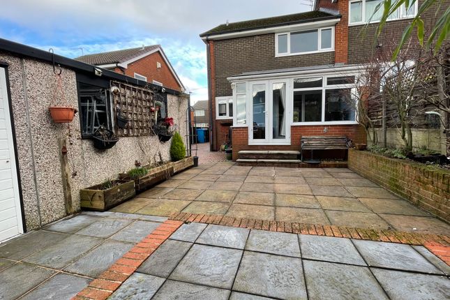 38, Harewood Road, Oldham photo 3