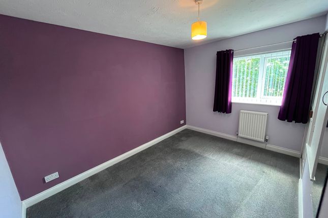 11 Lancaster Court, Fforestfach photo 3