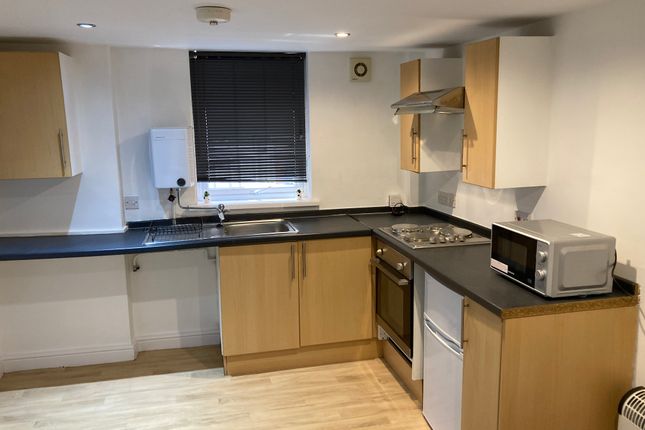 Flat 8, 5-7, High Street, Stone photo 2