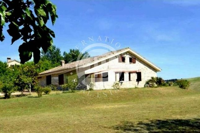 Villa for sale in Cingoli, Marche, 62011, Italy