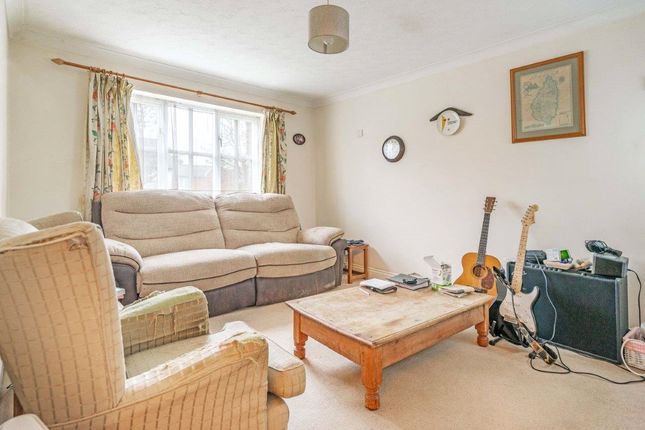 37, Wadhurst photo 3