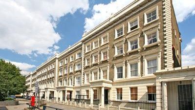 3 bed flat to rent in Brixton Road, London