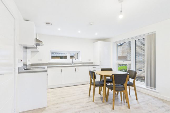 5 Juniper House,, Hewett Close, Bristol photo 3