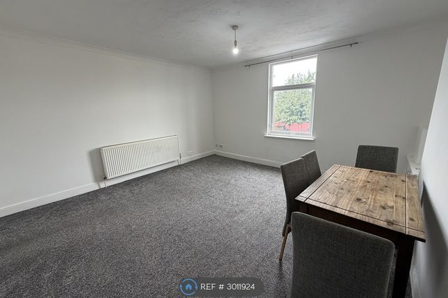 Flat   Manchester Road, Rochdale photo 5