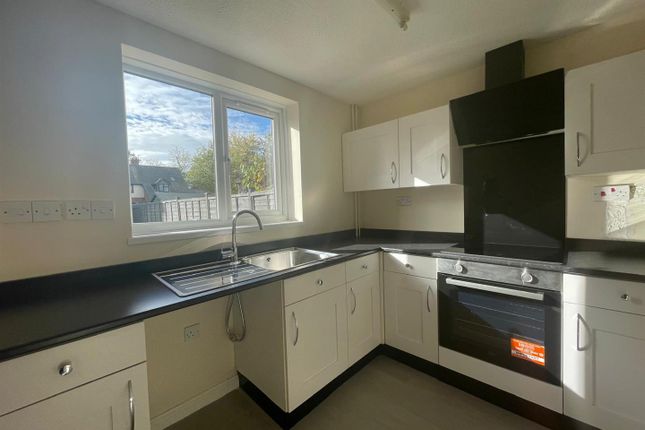 Hill View, Leominster photo 2