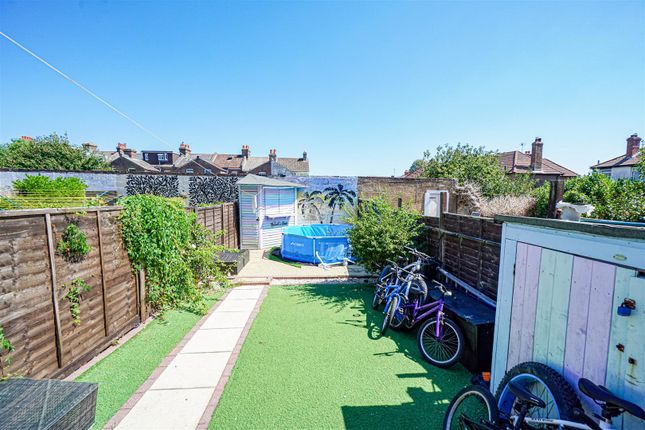 5, Strood Road, St. Leonards-On-Sea photo 4