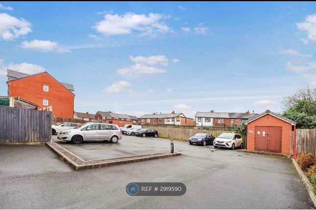 Boardmans Lane, St Helens photo 5