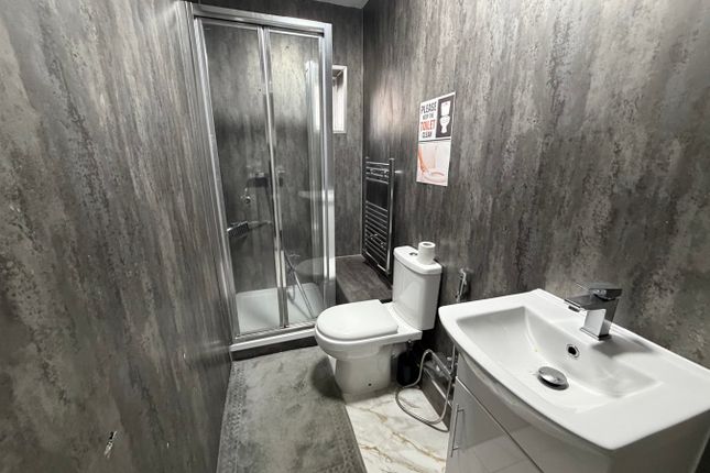 1, Cliff Avenue, Salford photo 5