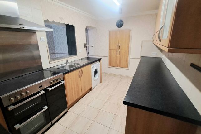 107, Llandeilo Road, Ammanford photo 2