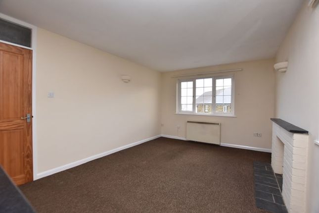 Flat for sale in Trevarrian, Newquay