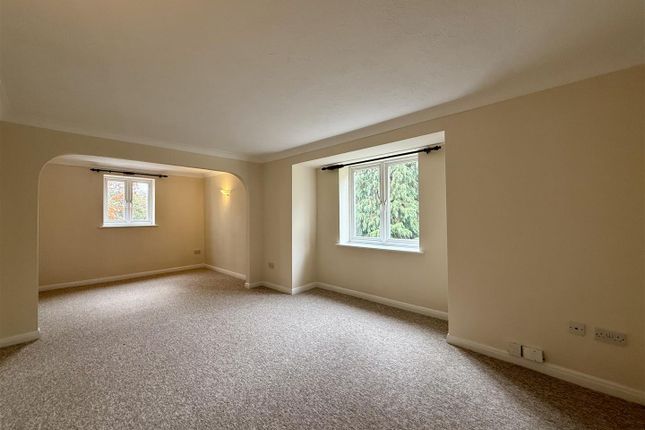 5, Thornfield Green, Blackwater photo 3
