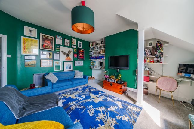 Flat 3, 25, Mowbray Road, London photo 4