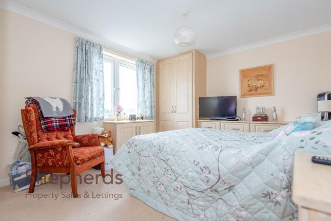 Apartment 38, Benstede Court, Brocket Road, Hoddesdon photo 3