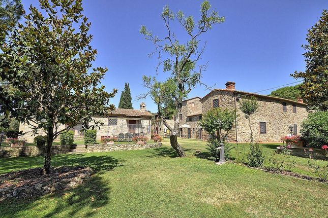 Country house for sale in Tuoro Sul Trasimeno, Tuoro Sul Trasimeno, Umbria