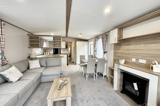 2-bed caravan on Sampool Ln, Levens, Kendal, £74,996