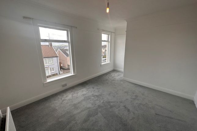 28, SWANSEA photo 2