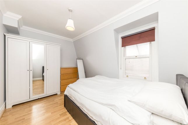 Flat to rent in Welbeck Street, London
